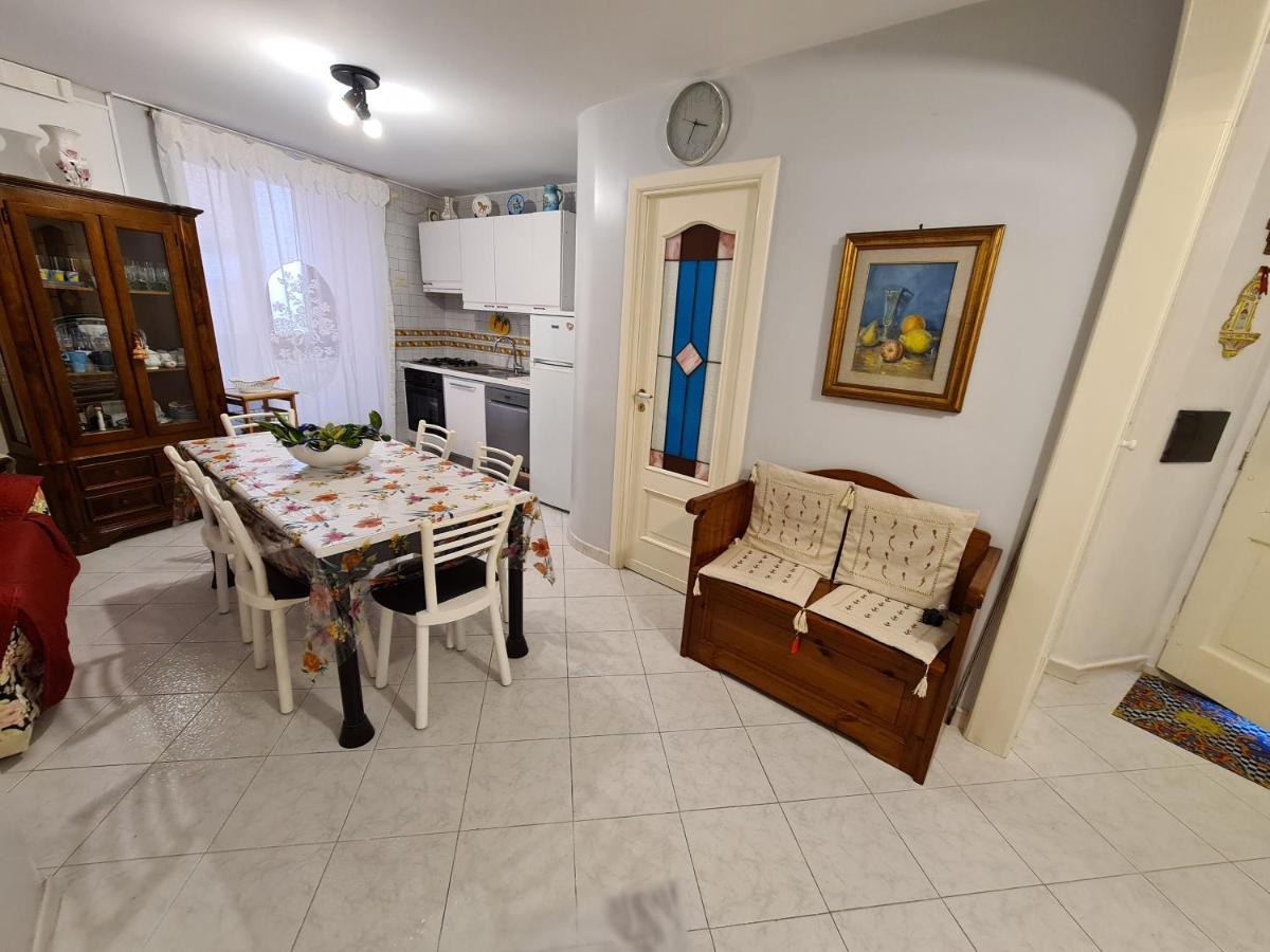 Casa Vacanze Lalia Maiori Exterior foto